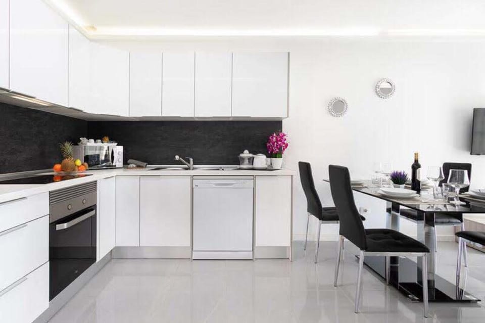 Kitchen or kitchenette, kitchen