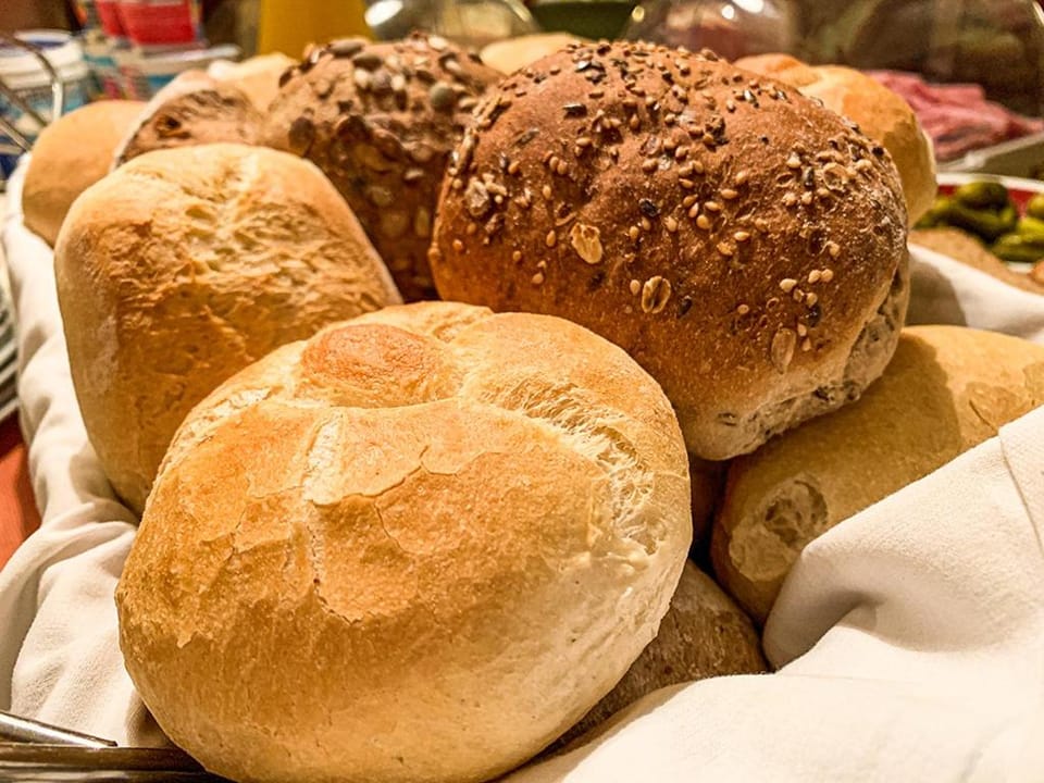 Food and drinks, Breakfast, Continental breakfast, Buffet breakfast