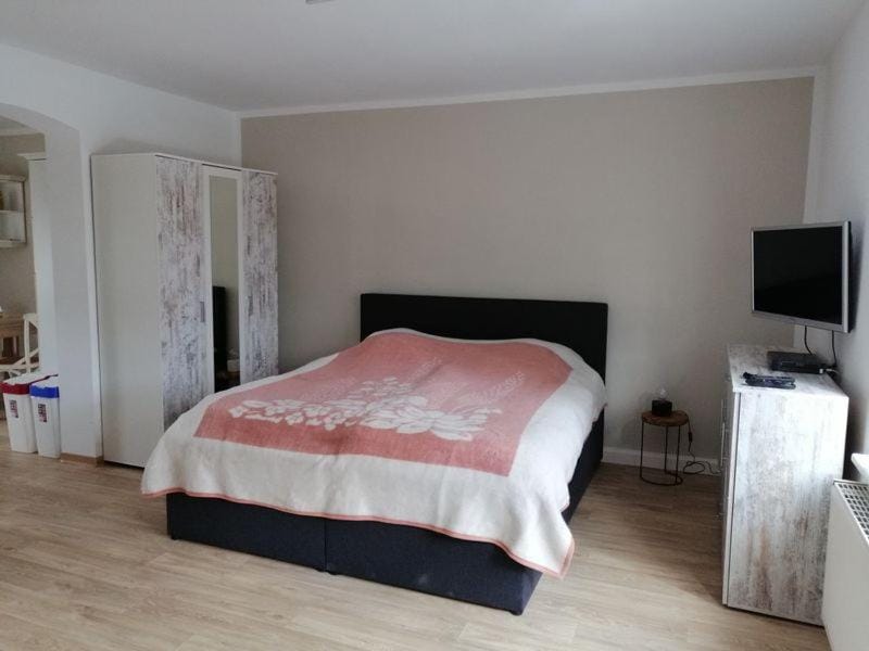 Bed, Photo of the whole room