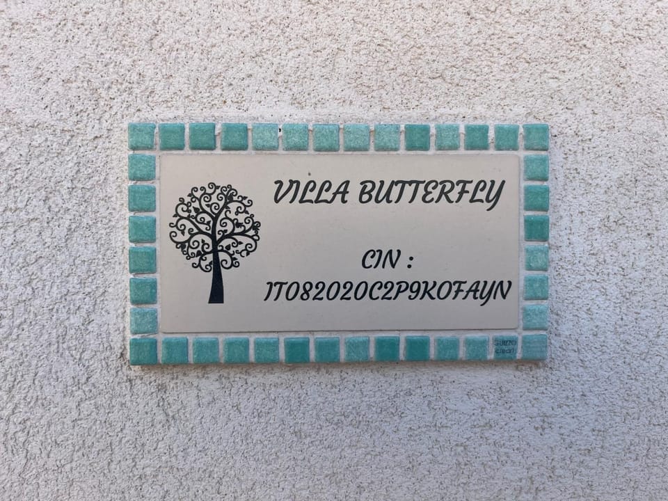 VILLA BUTTERFLY 1 sea and history House in Sicily