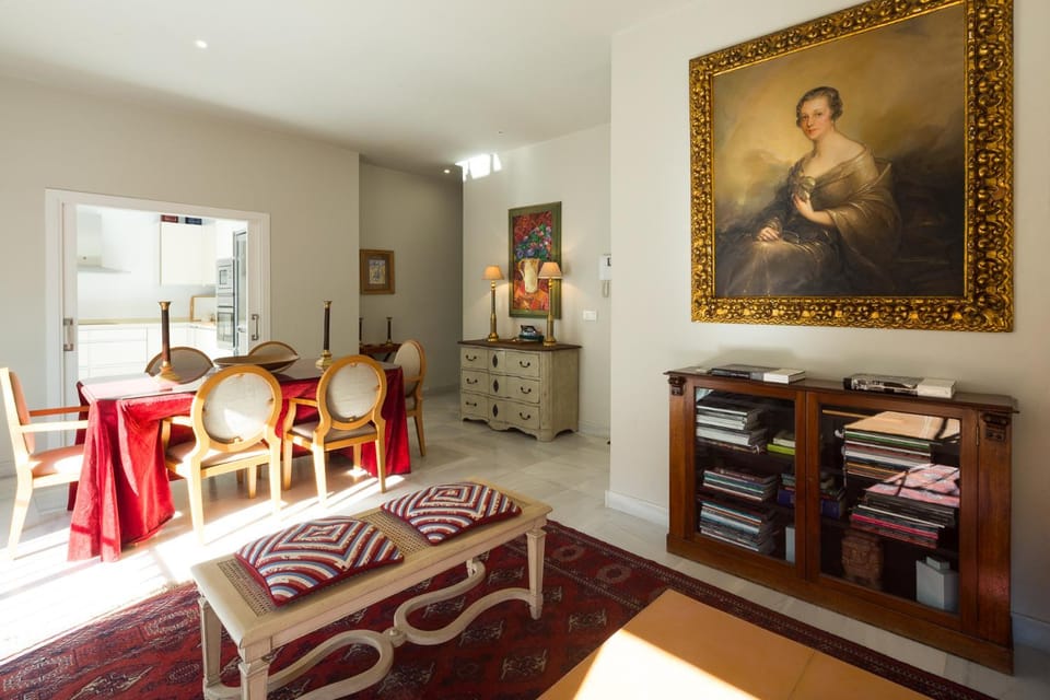 Living room, Dining area