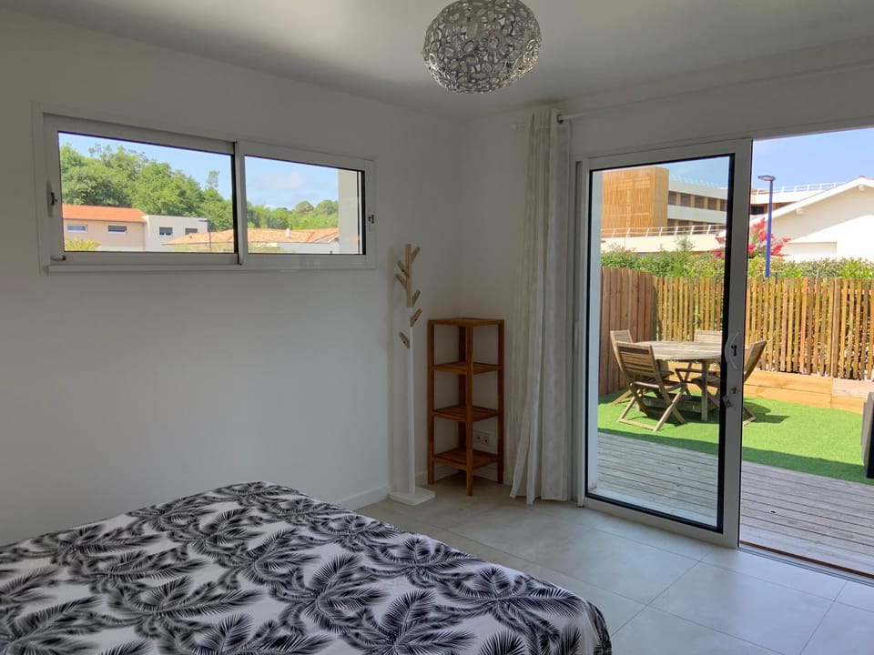 Chambre privée avec terrasse Bed and Breakfast in Hossegor