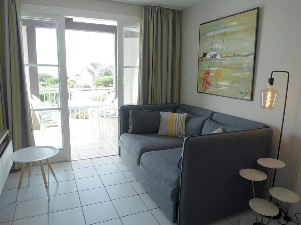 Living room, Seating area, Garden view