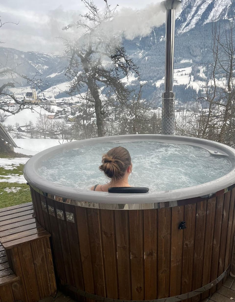 Hot Tub, Mountain view