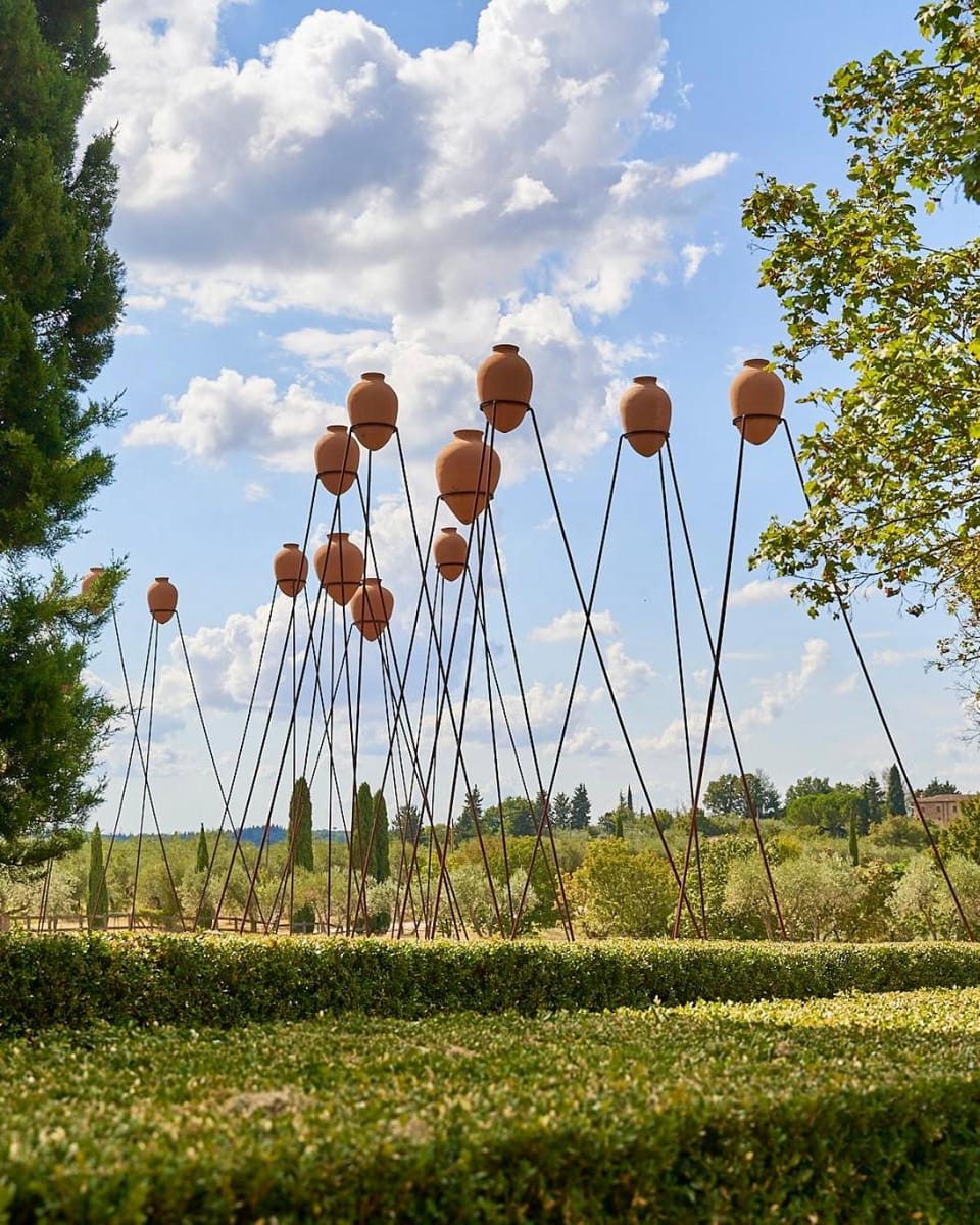 Nearby landmark, Natural landscape, Garden