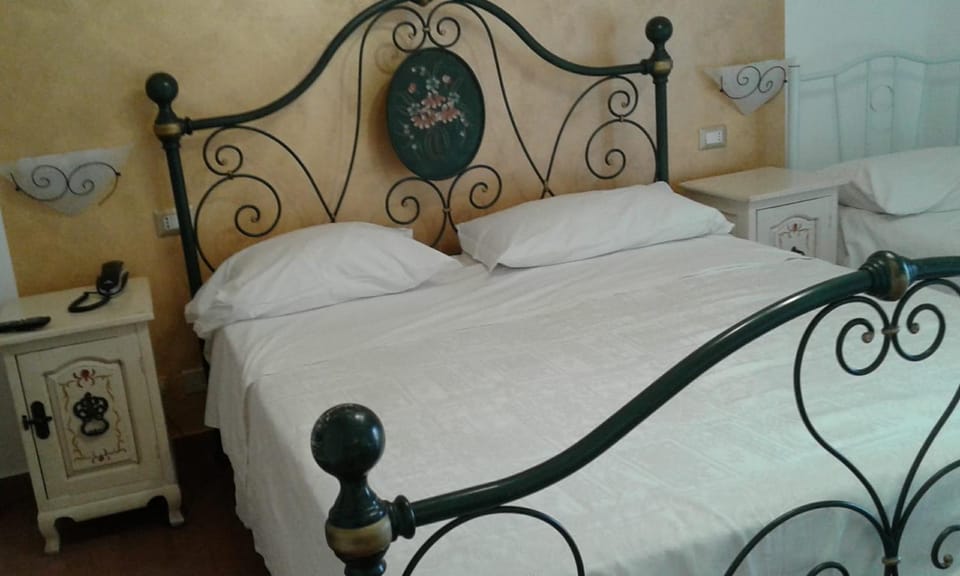 Pensione S. Antonio Ristorante Silvia Bed and Breakfast in Sicily