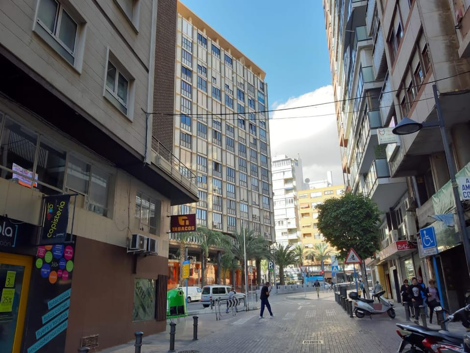 Apartamento Grande-Centro Barrio Playa Apartment in Alicante