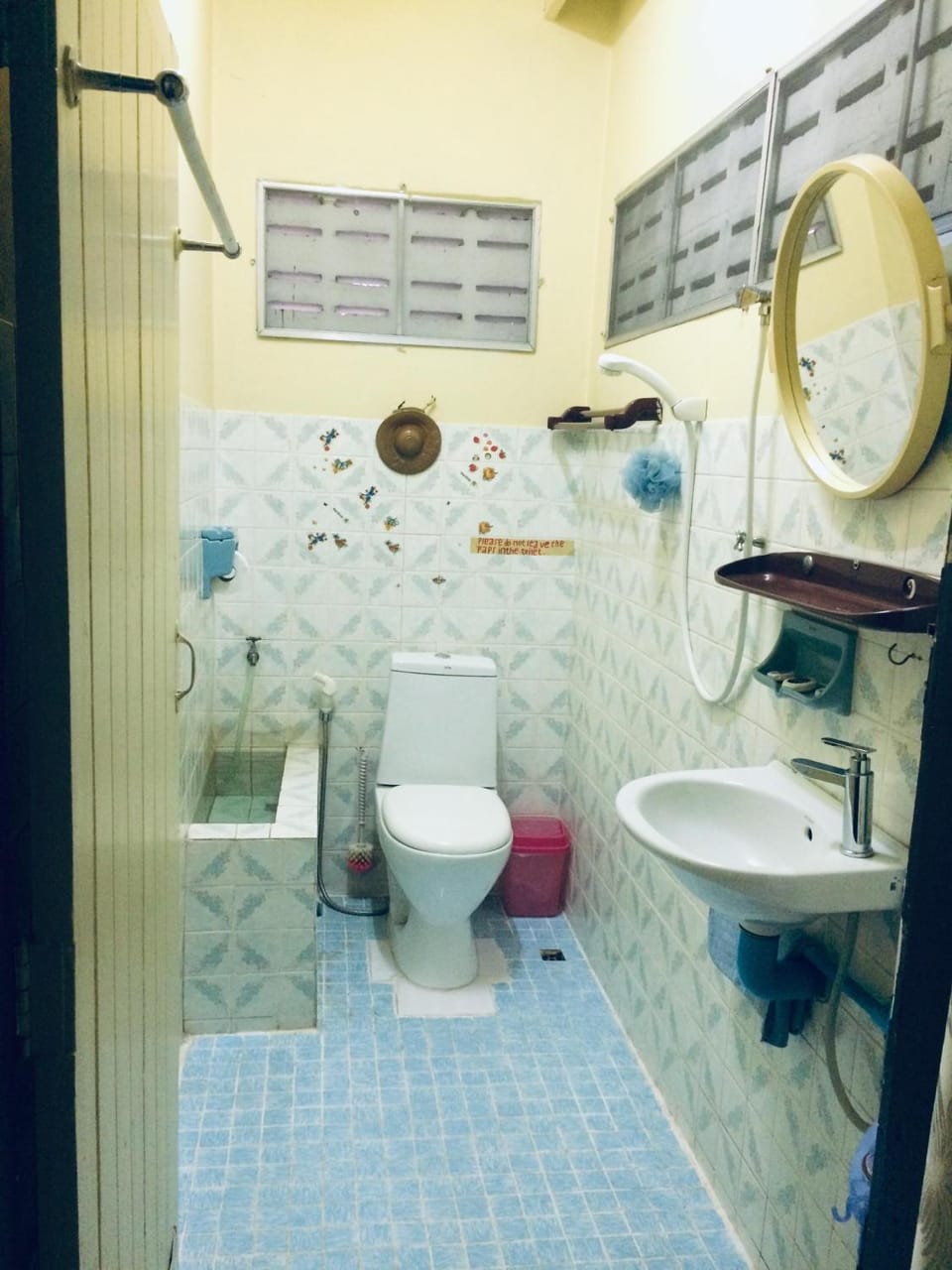 PEE HOMESTAY LOPBURI Vacation rental in Laos