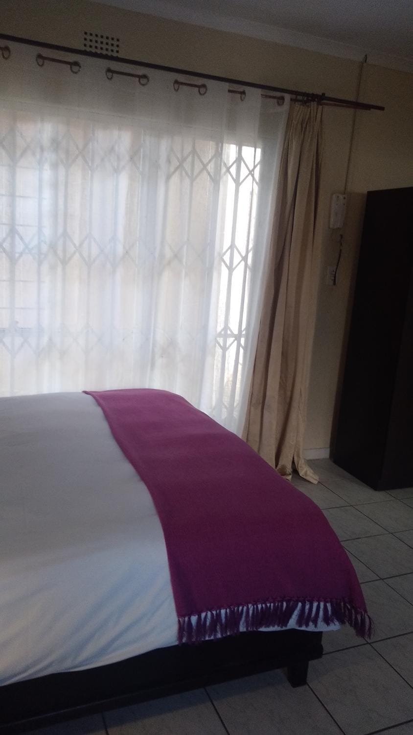 Self-catering 1Bedr cottage in Sandton with FREE WiFi Apartment in Sandton