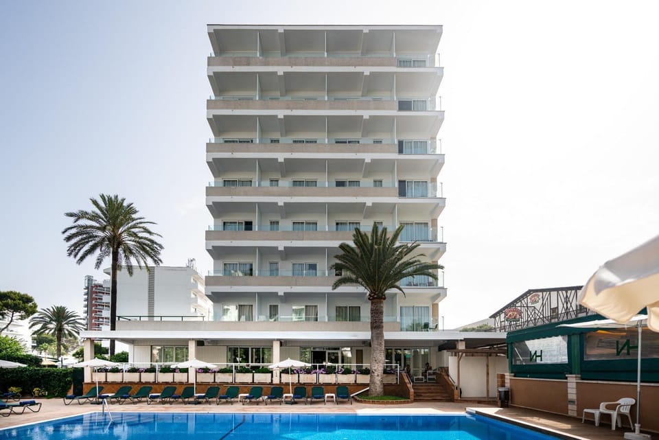 Property building, Swimming pool