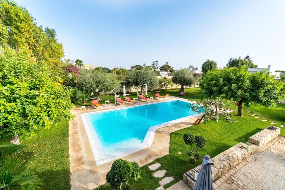 Spring, Day, Natural landscape, Summer, Garden, Balcony/Terrace, Garden view, Pool view, Swimming pool, Swimming pool, sunbed