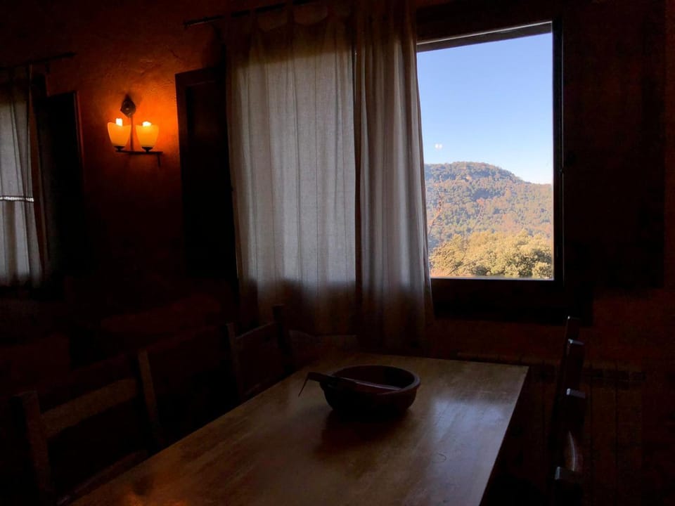 Dining area, Mountain view