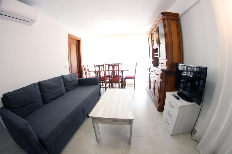 TV and multimedia, Living room, Dining area