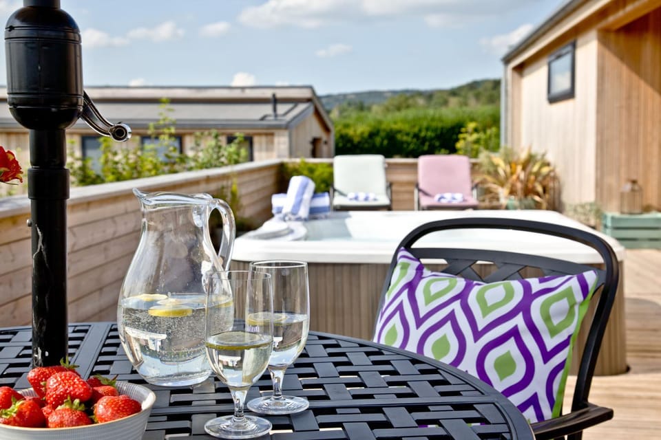 Hot Tub, Balcony/Terrace, Seating area, sunbed