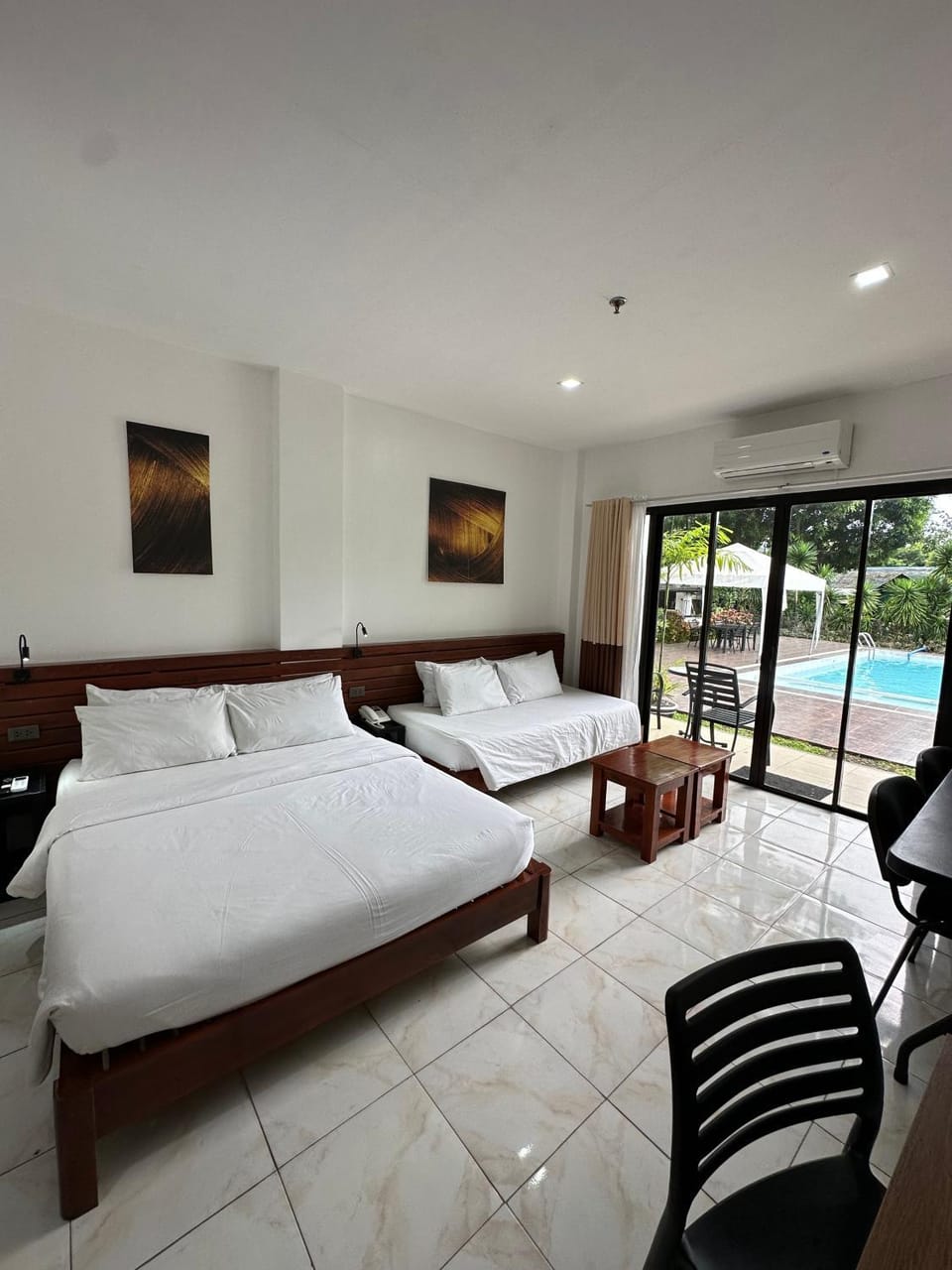 Bed, Bathroom, Photo of the whole room, Seating area, Bedroom, Pool view