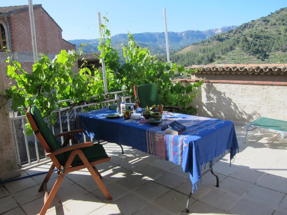 Balcony/Terrace, Mountain view