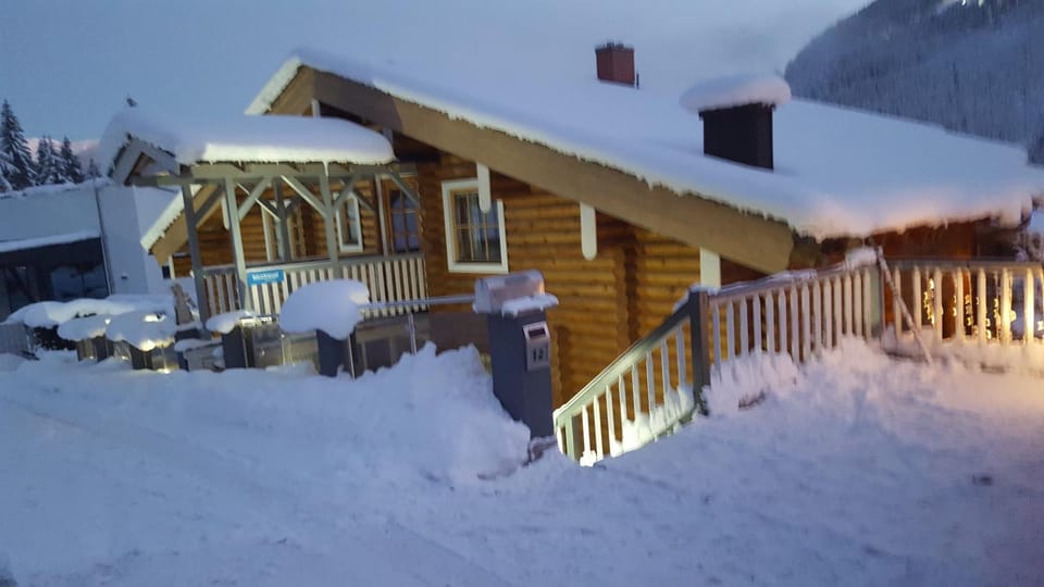 Property building, Winter