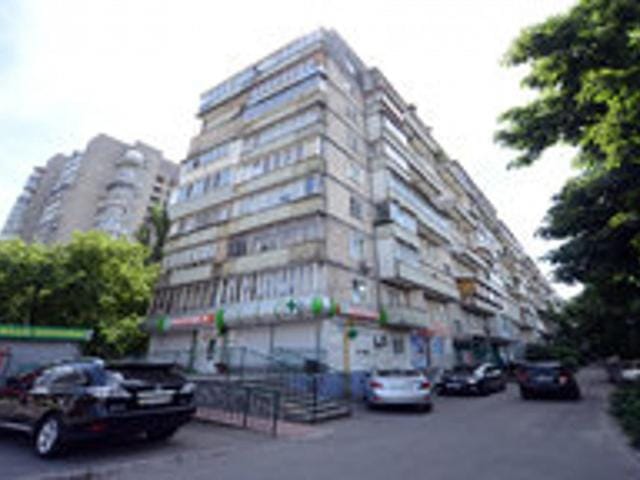 Property building, Facade/entrance, Off site