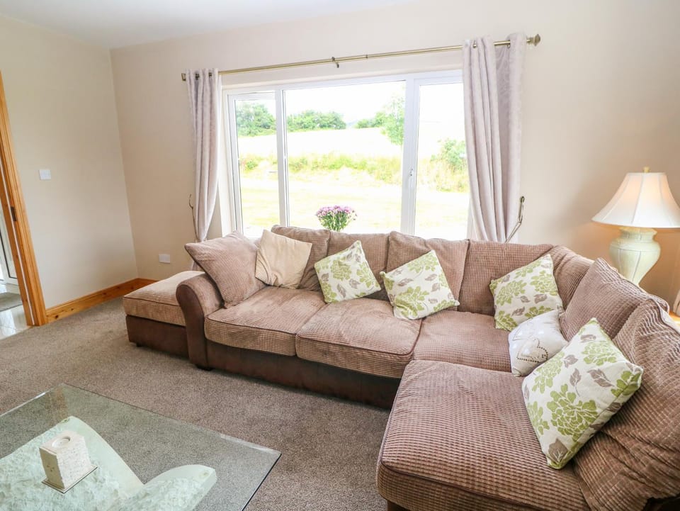 Artigallivan House in County Kerry