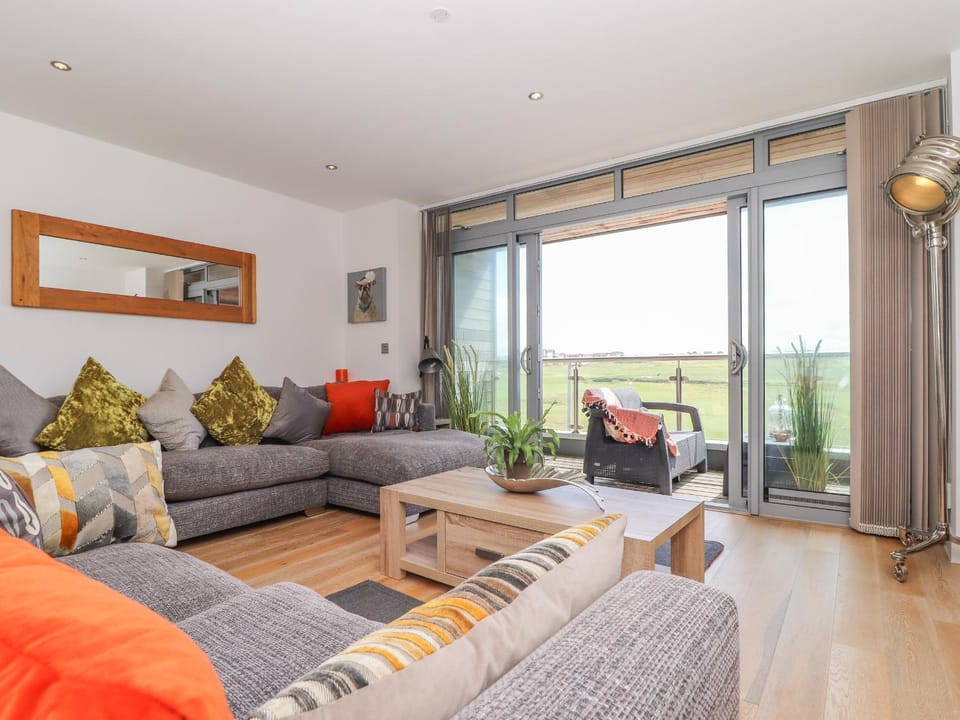 8 Cribbar Apartment in Newquay