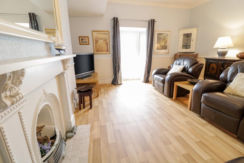 Abermaw Views Apartment in Barmouth