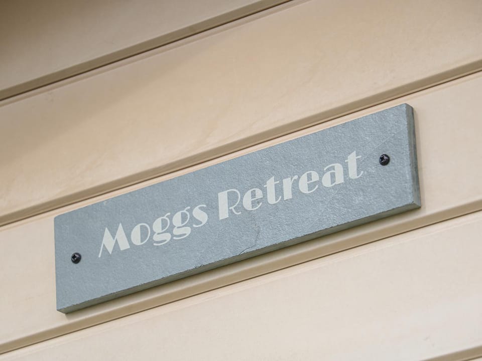 Moggs Retreat House in England