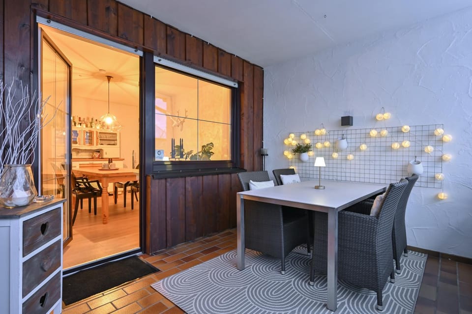 Balcony/Terrace, Seating area, Dining area