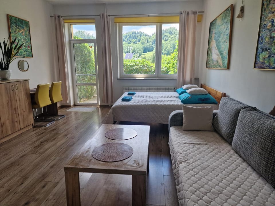 Zielona Przystań Apartament z widokiem na Pieniny Apartment in Lesser Poland Voivodeship