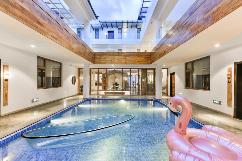 Swimming pool