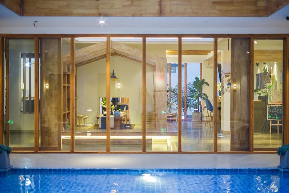 Decorative detail, Garden view, Pool view