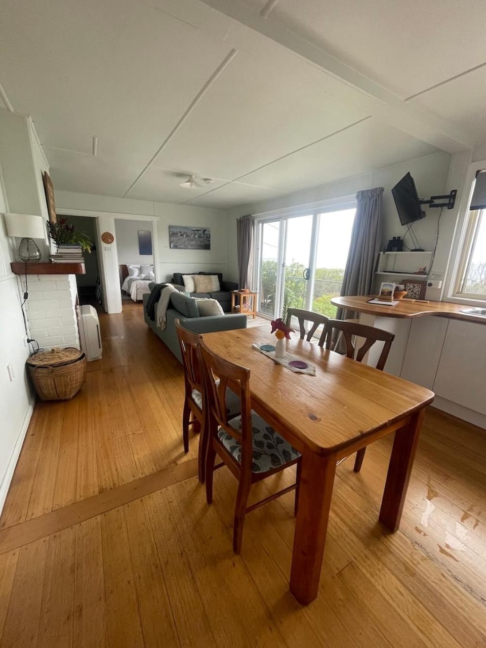 Up the Back House in Bicheno