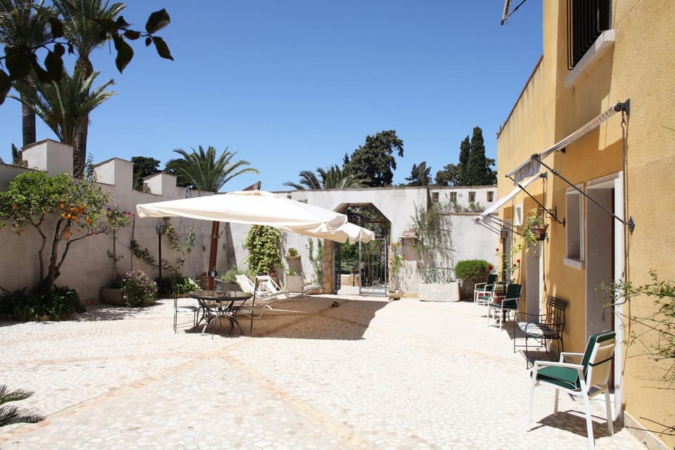 Patio, Garden view