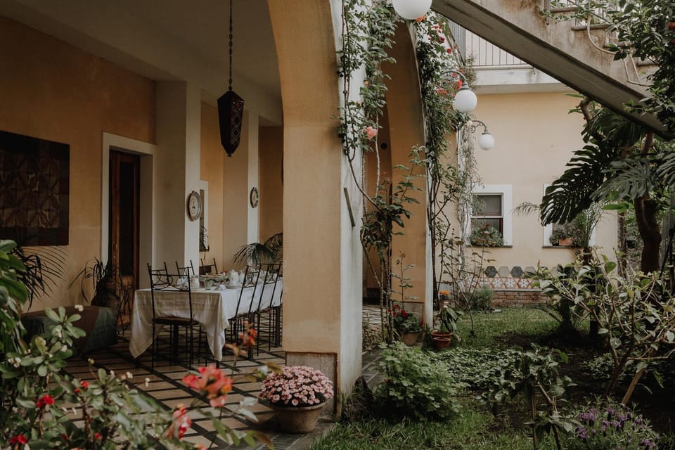 Patio, Facade/entrance, Garden, Balcony/Terrace, Decorative detail, Floor plan, Garden view, Garden view, Inner courtyard view