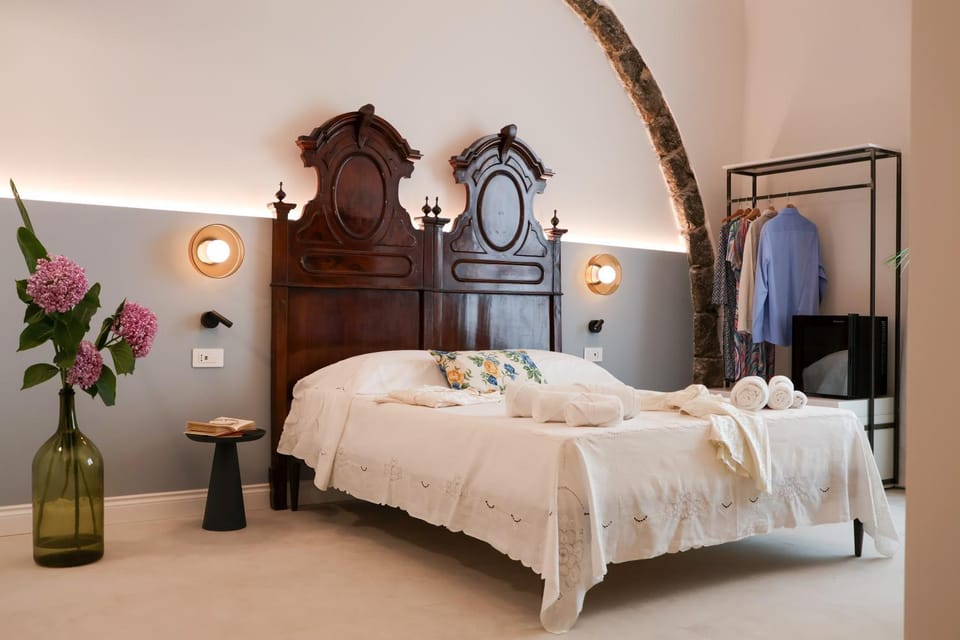 Bed, Photo of the whole room, Bedroom, towels, wardrobe