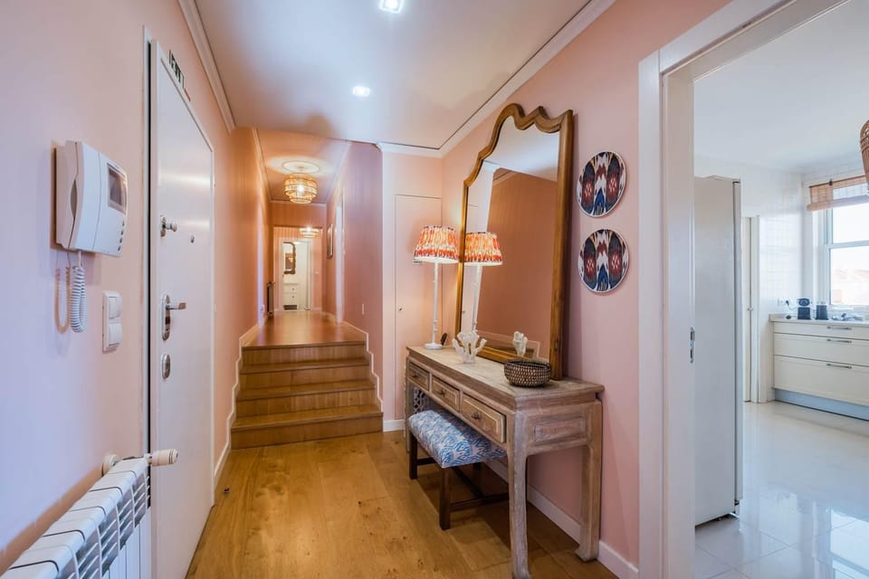 Saboia -Spacious Gorgeous Apartment Apartment in Estoril