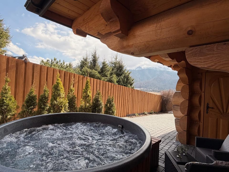 Day, Natural landscape, Hot Tub, Mountain view