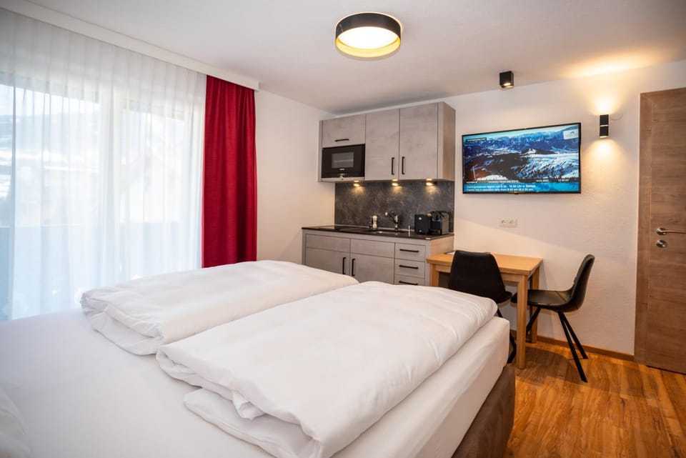 Kitchen or kitchenette, Photo of the whole room