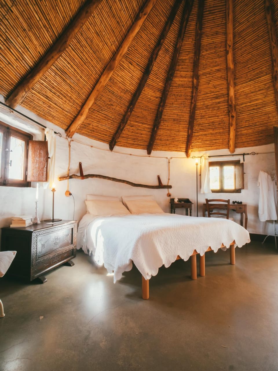 Bed, Massage, Photo of the whole room, Bedroom