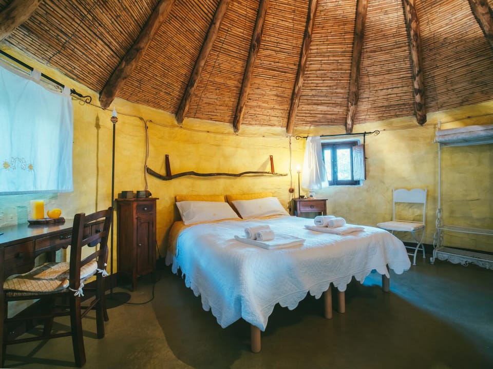 Bed, Massage, Photo of the whole room, Bedroom