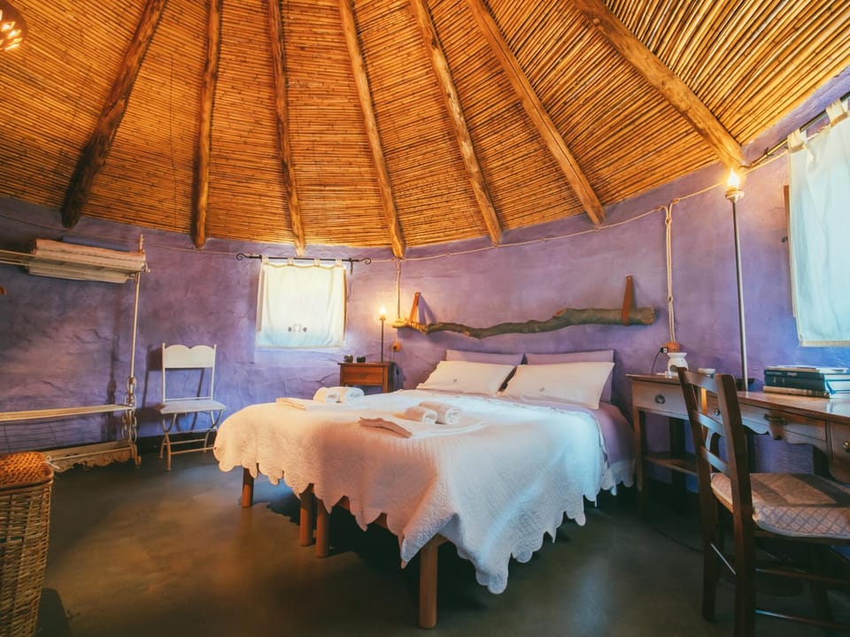 Bed, Massage, Photo of the whole room, Bedroom