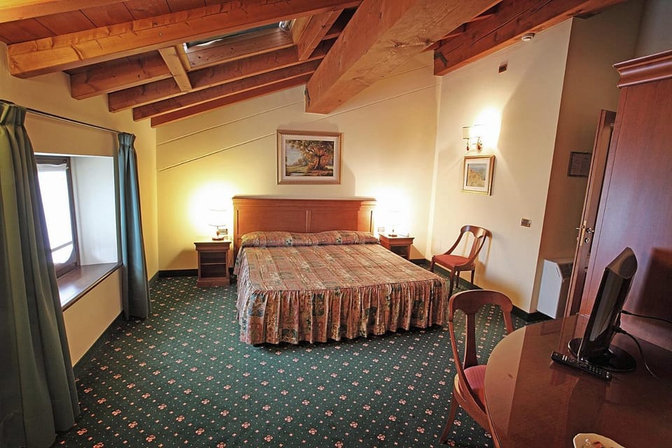 Hotel Faccioli Hotel in Province of Brescia