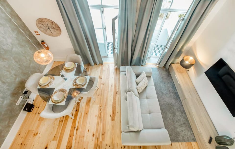 Santa Catarina Charming Loft Apartment in Porto