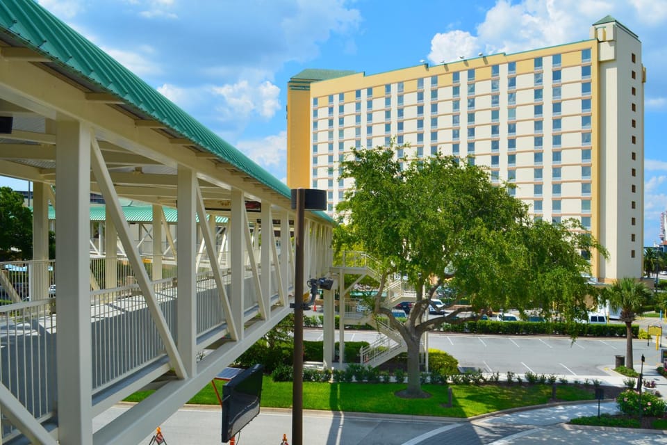Property building, Natural landscape, Area and facilities, Parking