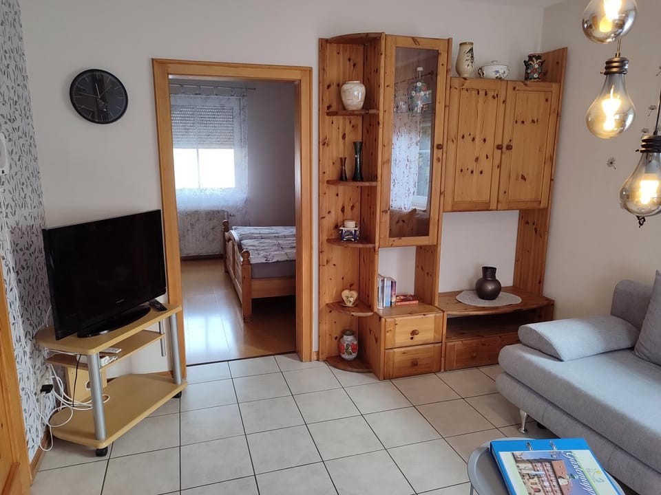 Living room, Photo of the whole room, Seating area