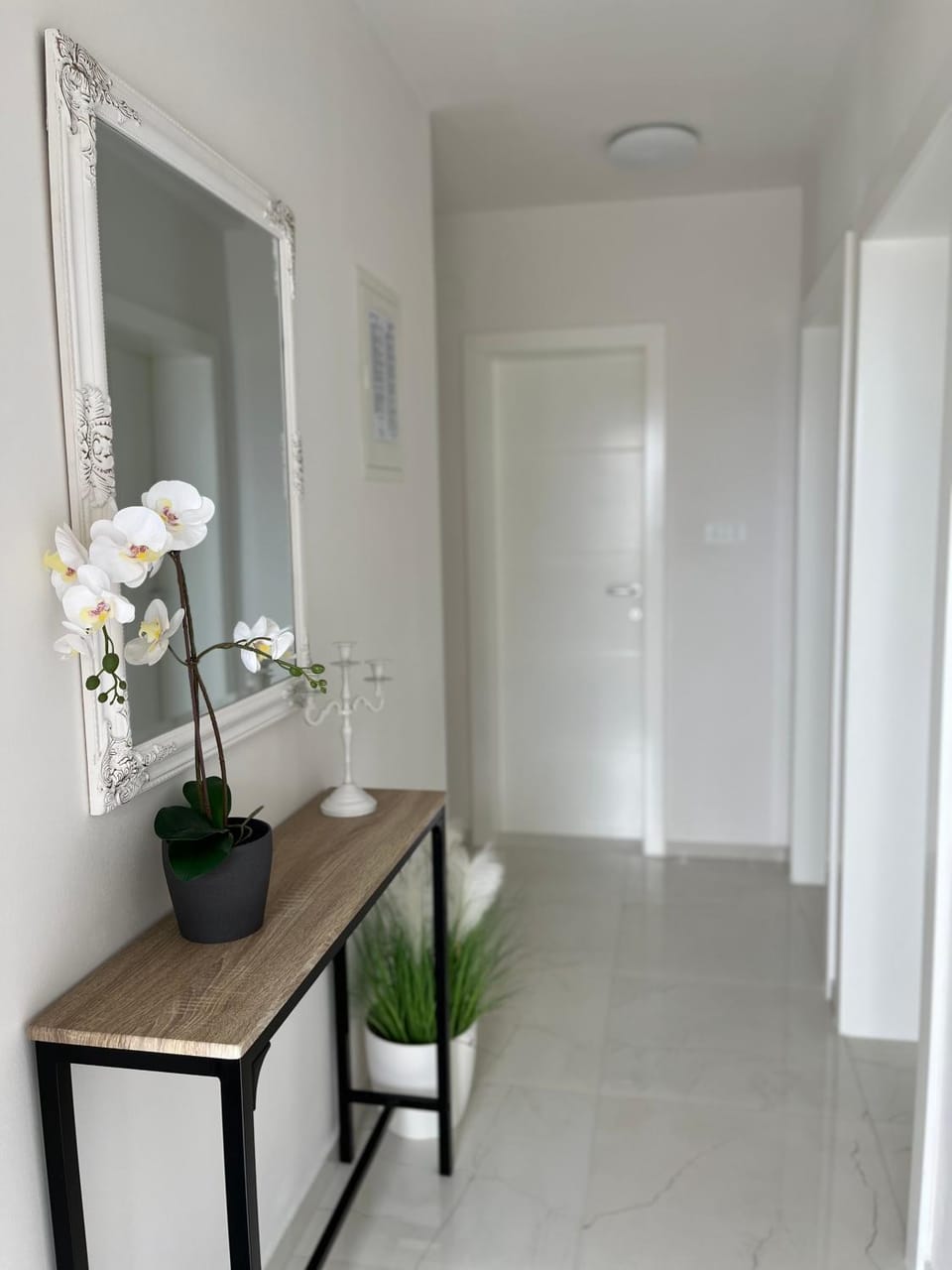 Apartmani Lozić Apartment in Baška Voda