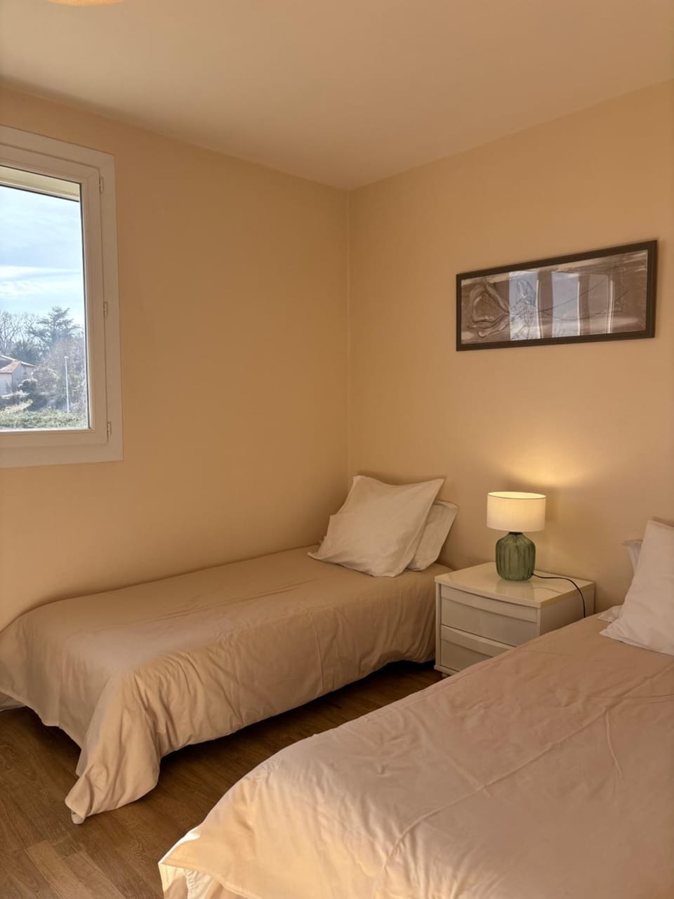 Bed, Photo of the whole room