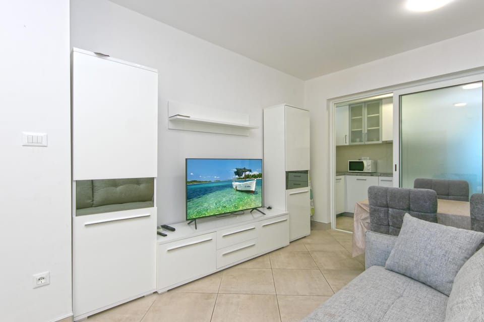 VILLA NEDE Apartment in Brela