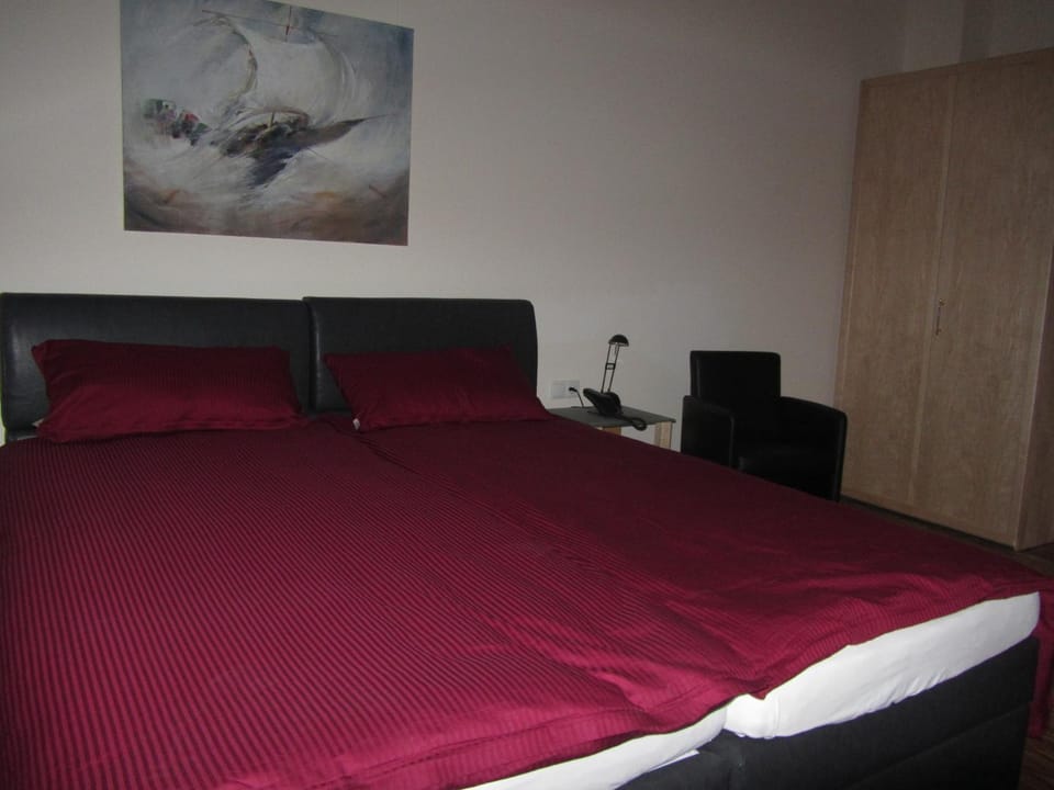 Exklusive Gästezimmer Landau Bed and Breakfast in Rhineland-Palatinate