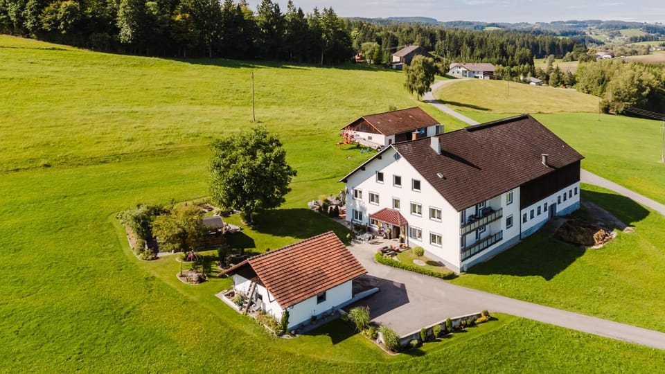 Property building, Bird's eye view
