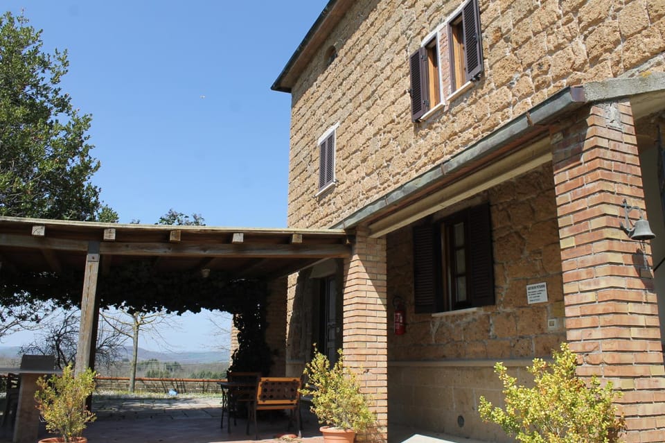 Facade/entrance, View (from property/room)